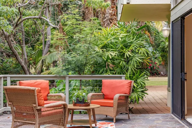 a outdoor view with a sitting space