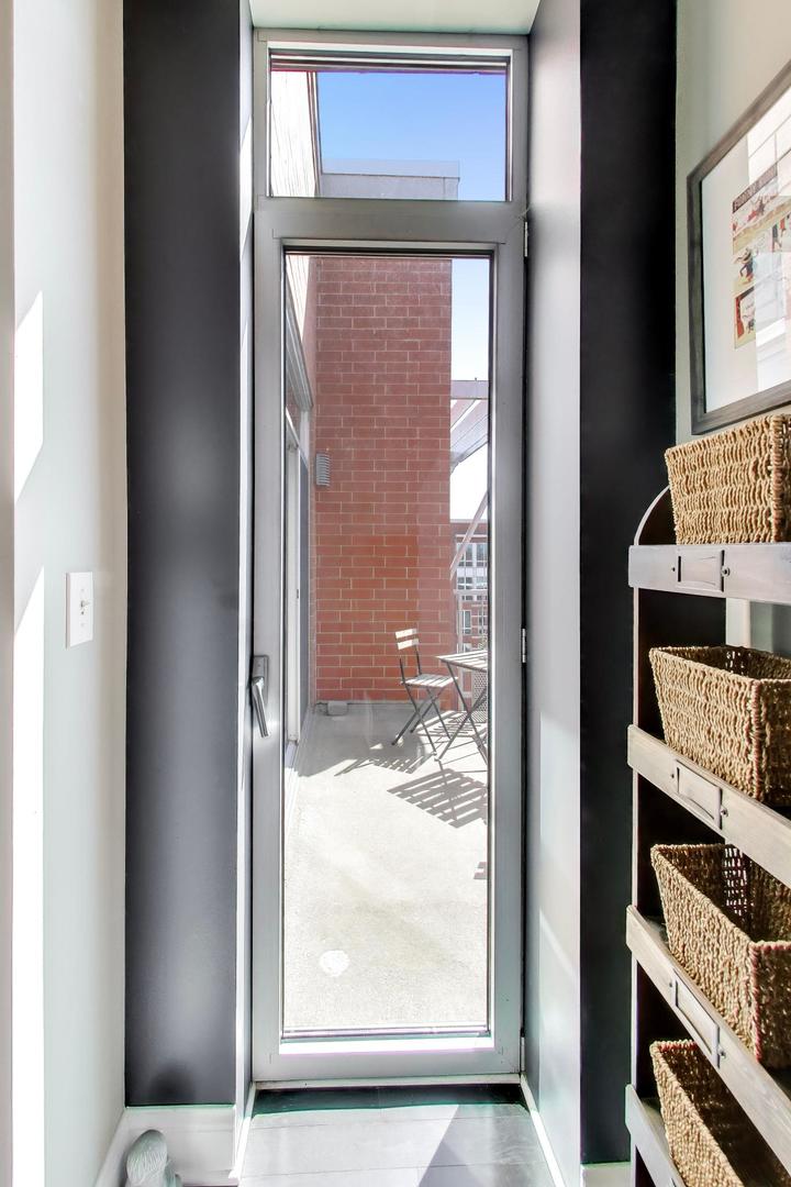 4846 North Clark Street, Unit 510 Chicago, IL 60640 - Photo 24 of 32