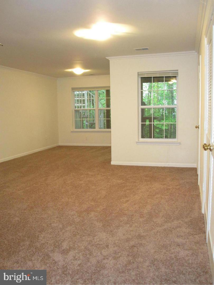 1225 Wild Hawthorn Way Reston, VA 20194 - Photo 20 of 24