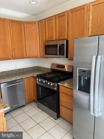 $3,500 | 1225 Wild Hawthorn Way, Reston, VA 20194