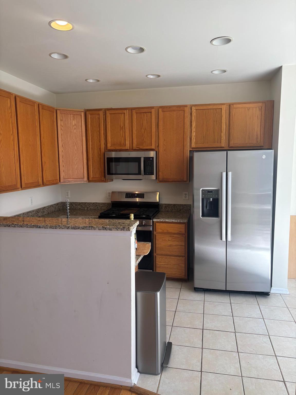 1225 Wild Hawthorn Way Reston, VA 20194 - Photo 10 of 24