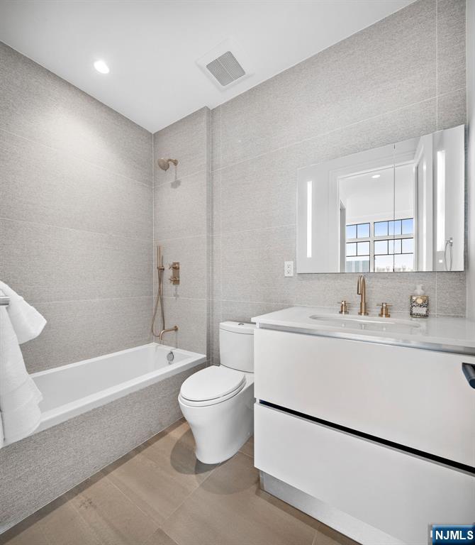 6 Stone Brg Court Demarest, NJ 07627 - Photo 16 of 28