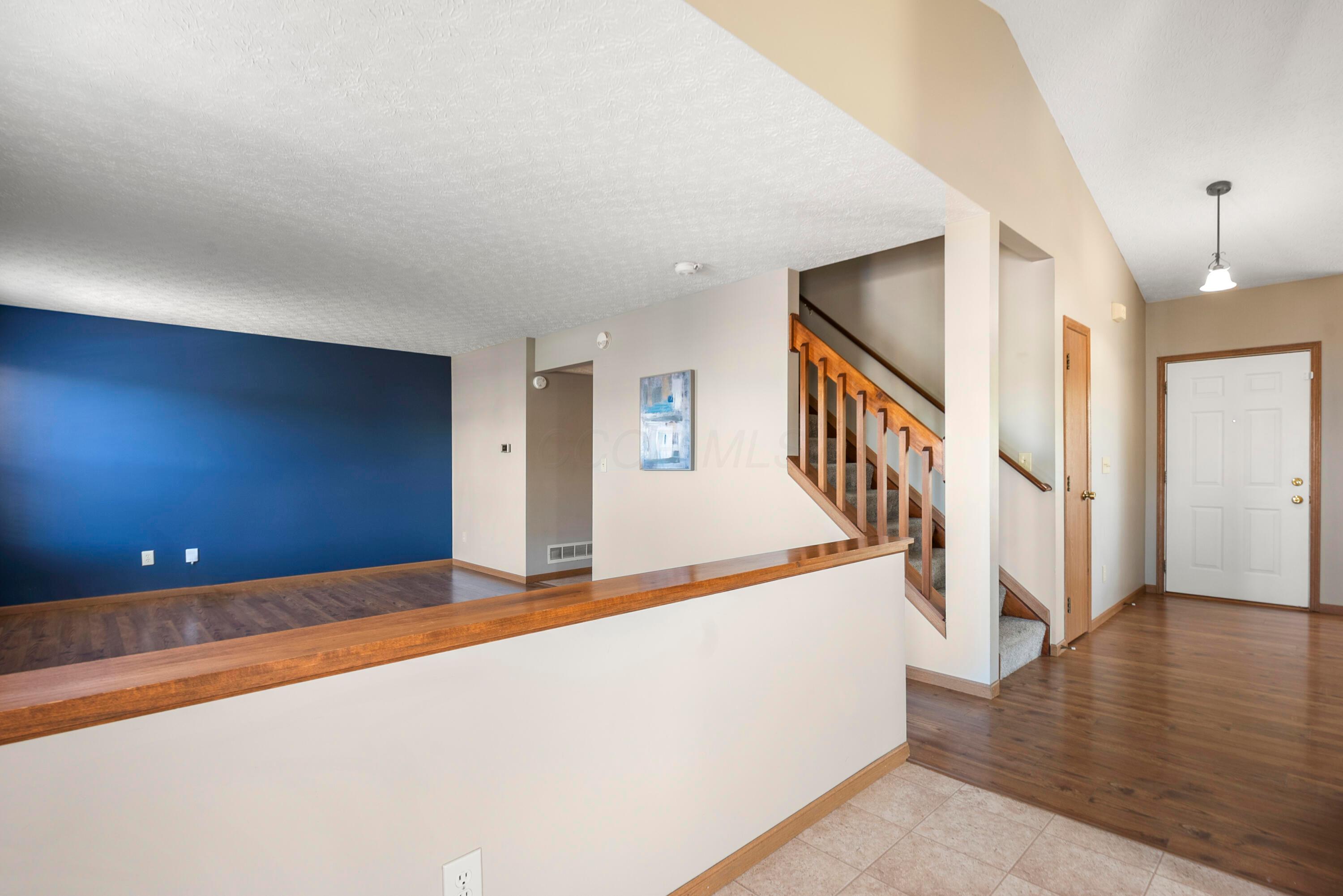 4686 Gilman Road Columbus, OH 43228 - Photo 12 of 43 Family Room