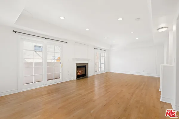 $7,500 | 11723 Mayfield Avenue, Unit 5, Los Angeles, CA 90049