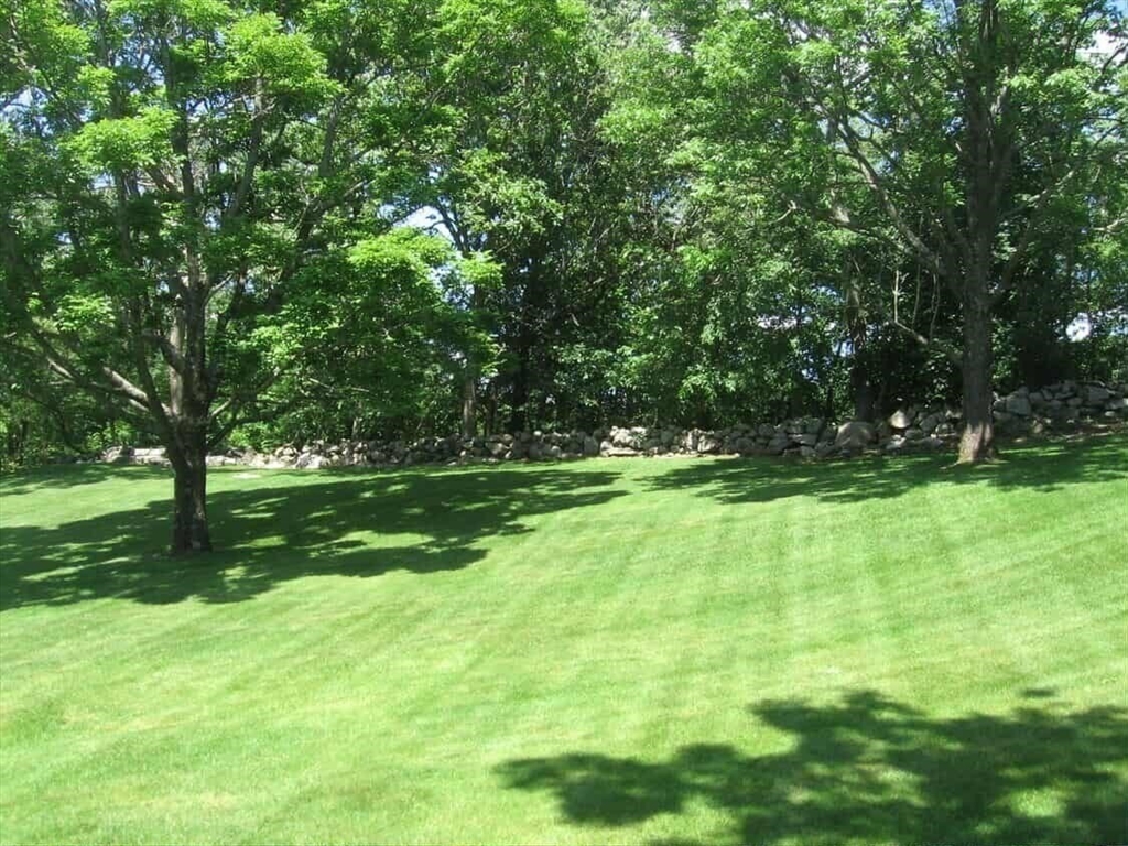 143 Pine Hill Road Chelmsford, MA 01824 - Photo 9 of 23