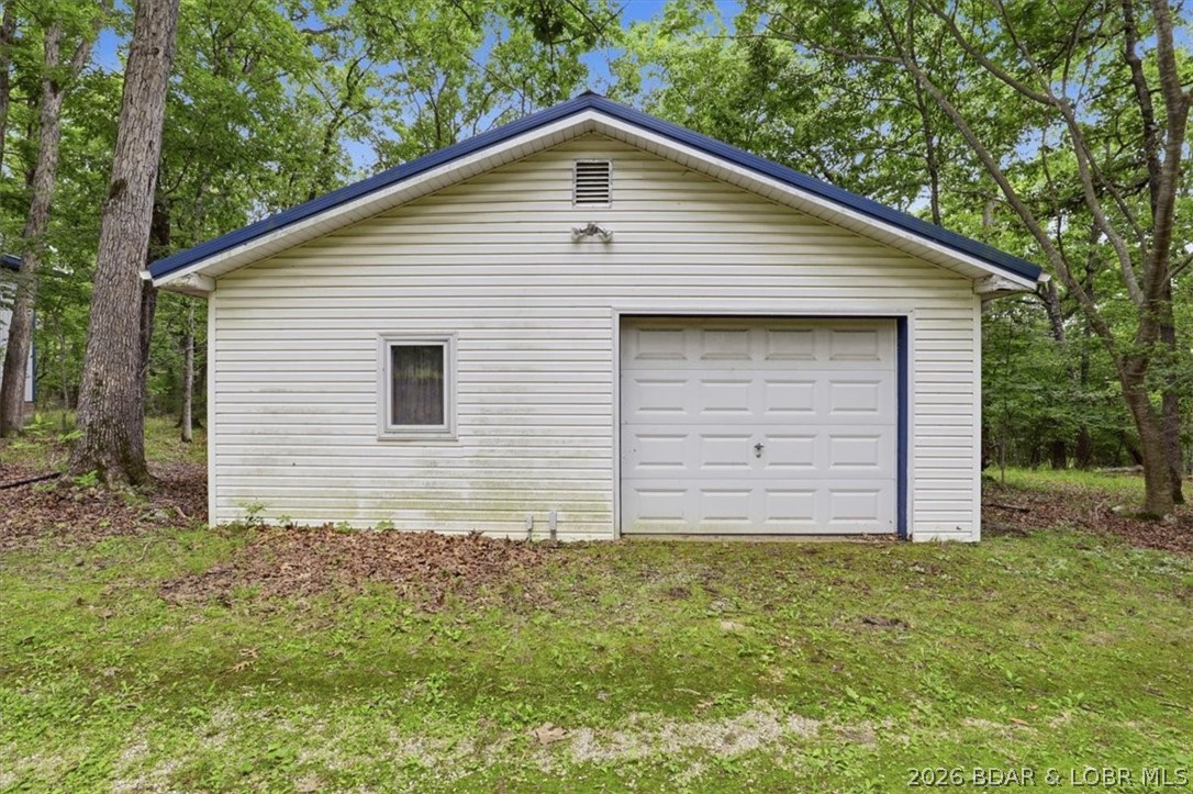 517 Timber Ridge Road Sunrise Beach, MO 65079 - Photo 4 of 37