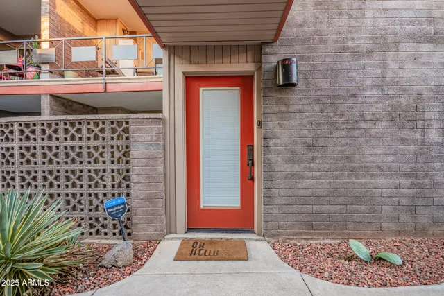 $1,695 | 1225 East Medlock Drive, Unit 102, Phoenix, AZ 85014