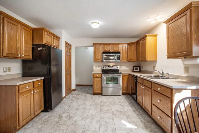 $299,900 | 772 Marias Drive, Coldwater, MI 49036