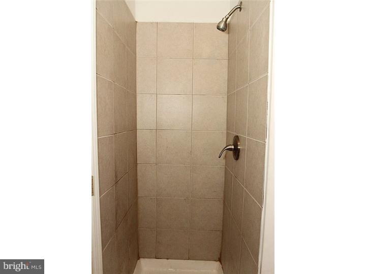 3623 North 16th Street, Unit 2 Philadelphia, PA 19140 - Photo 5 of 8