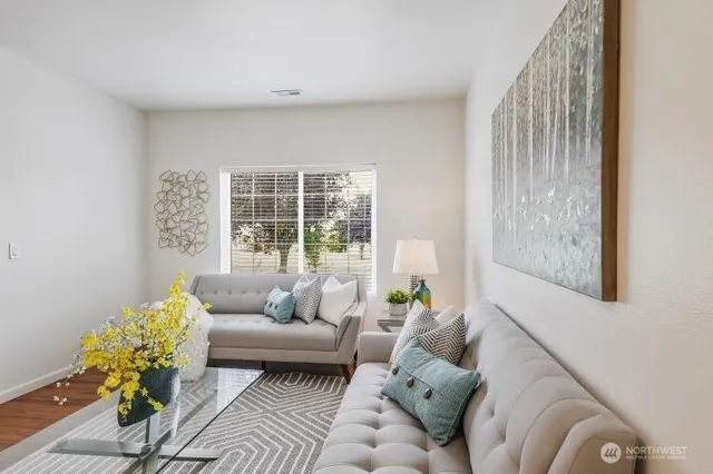 $2,995 | 19705 13th Ave Court East, Spanaway, WA 98387