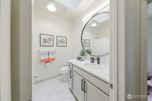 $2,995 | 19705 13th Ave Court East, Spanaway, WA 98387