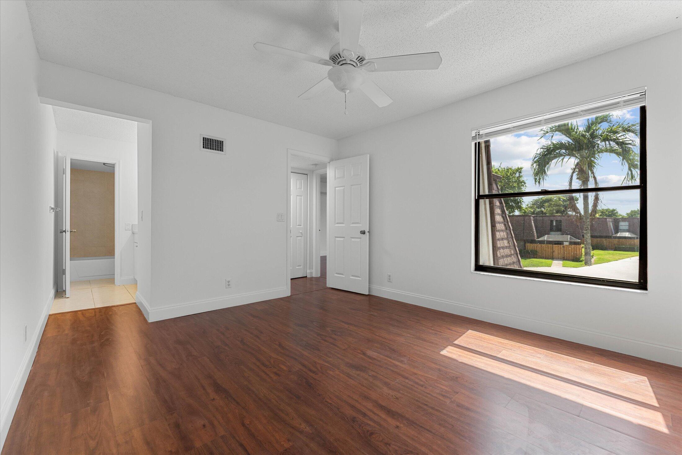 7683 Courtyard Run West Boca Raton, FL 33433 - Photo 27 of 30 27-7683 Courtyard Run W, Boca Raton-28