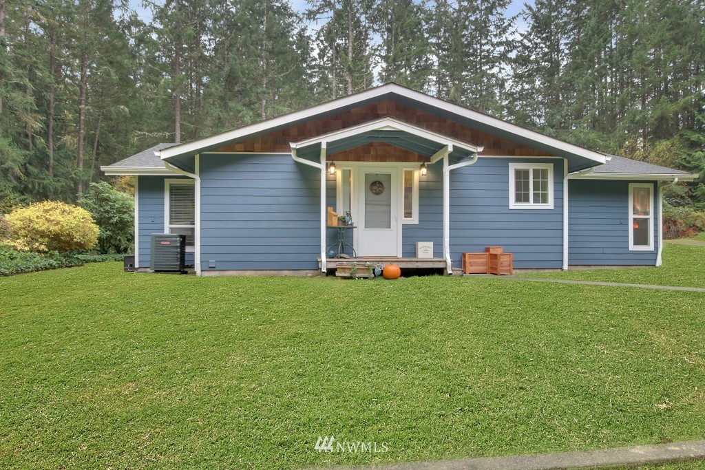 6085 Southeast Nelson Road Olalla, WA 98359 - Photo 2 of 31 Gallery Image 2