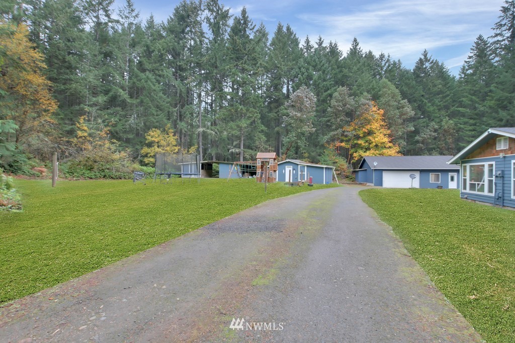 6085 Southeast Nelson Road Olalla, WA 98359 - Photo 3 of 31 Gallery Image 3