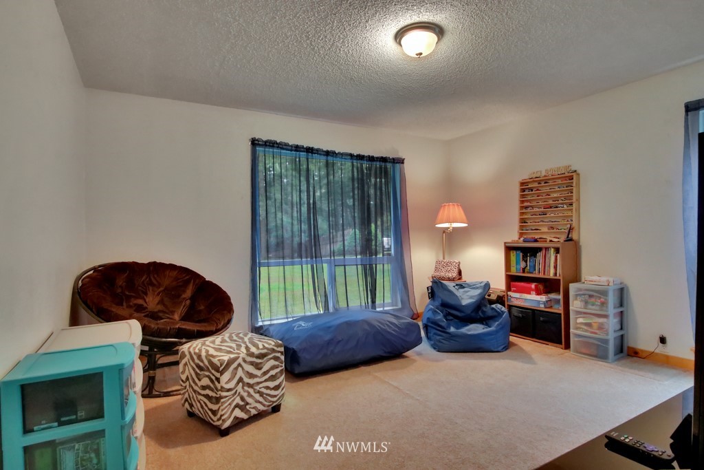6085 Southeast Nelson Road Olalla, WA 98359 - Photo 22 of 31 Gallery Image 22