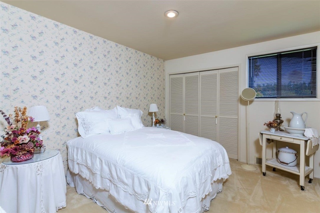 15678 Virginia Loop Road Northeast Poulsbo, WA 98370 - Photo 18 of 24 Gallery Image 18