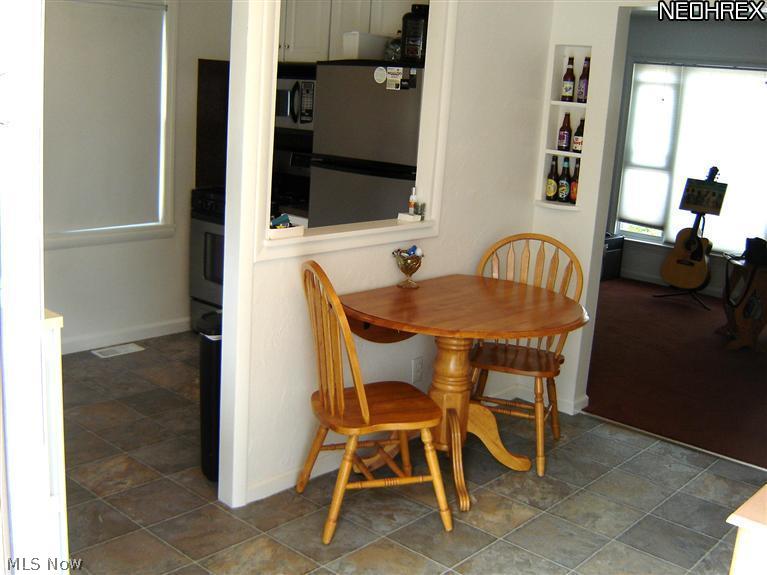 1698 Longwood Road Mayfield Heights, OH 44124 - Photo 11 of 21