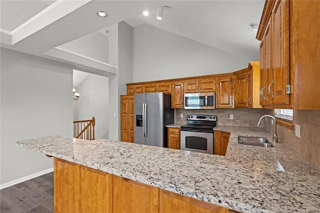 $322,500 | 1112 South Scott Avenue, Belton, MO 64012