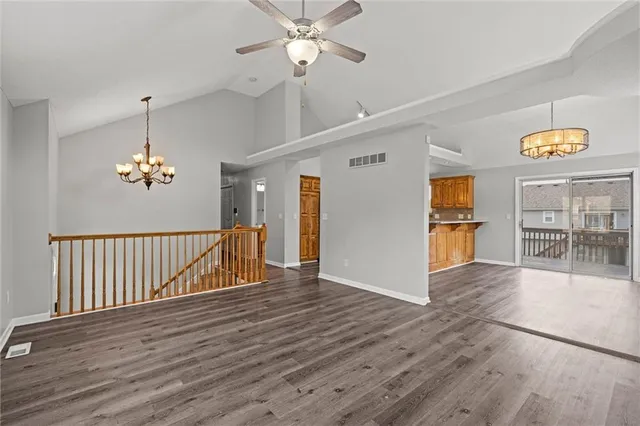 $322,500 | 1112 South Scott Avenue, Belton, MO 64012