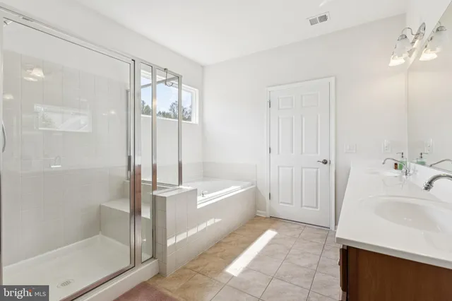 $538,850 | 97 Battery Point Drive, Fredericksburg, VA 22406