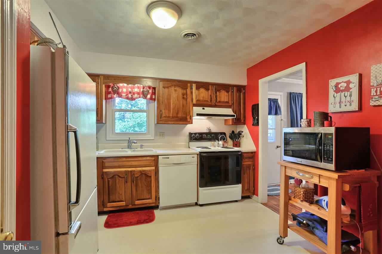 1524 Fishburn Road Hershey, PA 17033 - Photo 8 of 24 Gallery Image 8