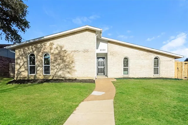 $2,230 | 3149 Oak Hill Road, Carrollton, TX 75007