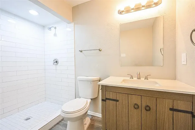 $2,230 | 3149 Oak Hill Road, Carrollton, TX 75007