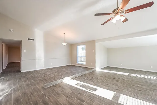 $2,230 | 3149 Oak Hill Road, Carrollton, TX 75007