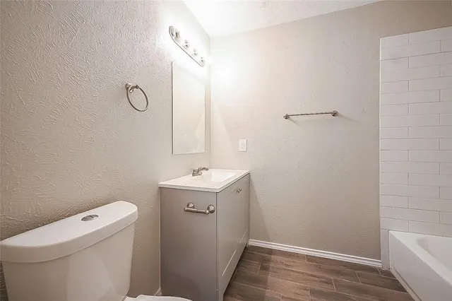 $2,230 | 3149 Oak Hill Road, Carrollton, TX 75007