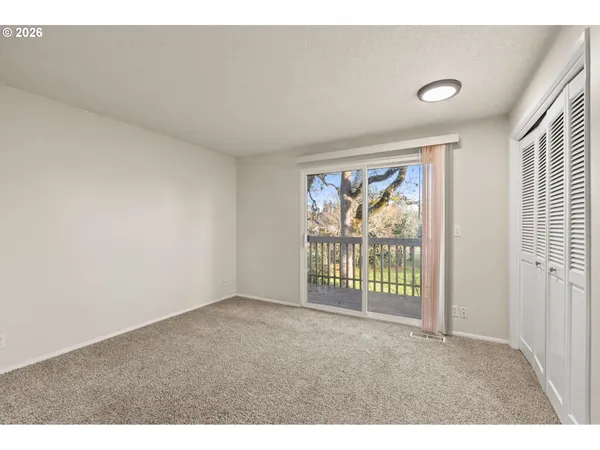 $309,900 | 1500 Norkenzie Road, Unit 4, Eugene, OR 97401
