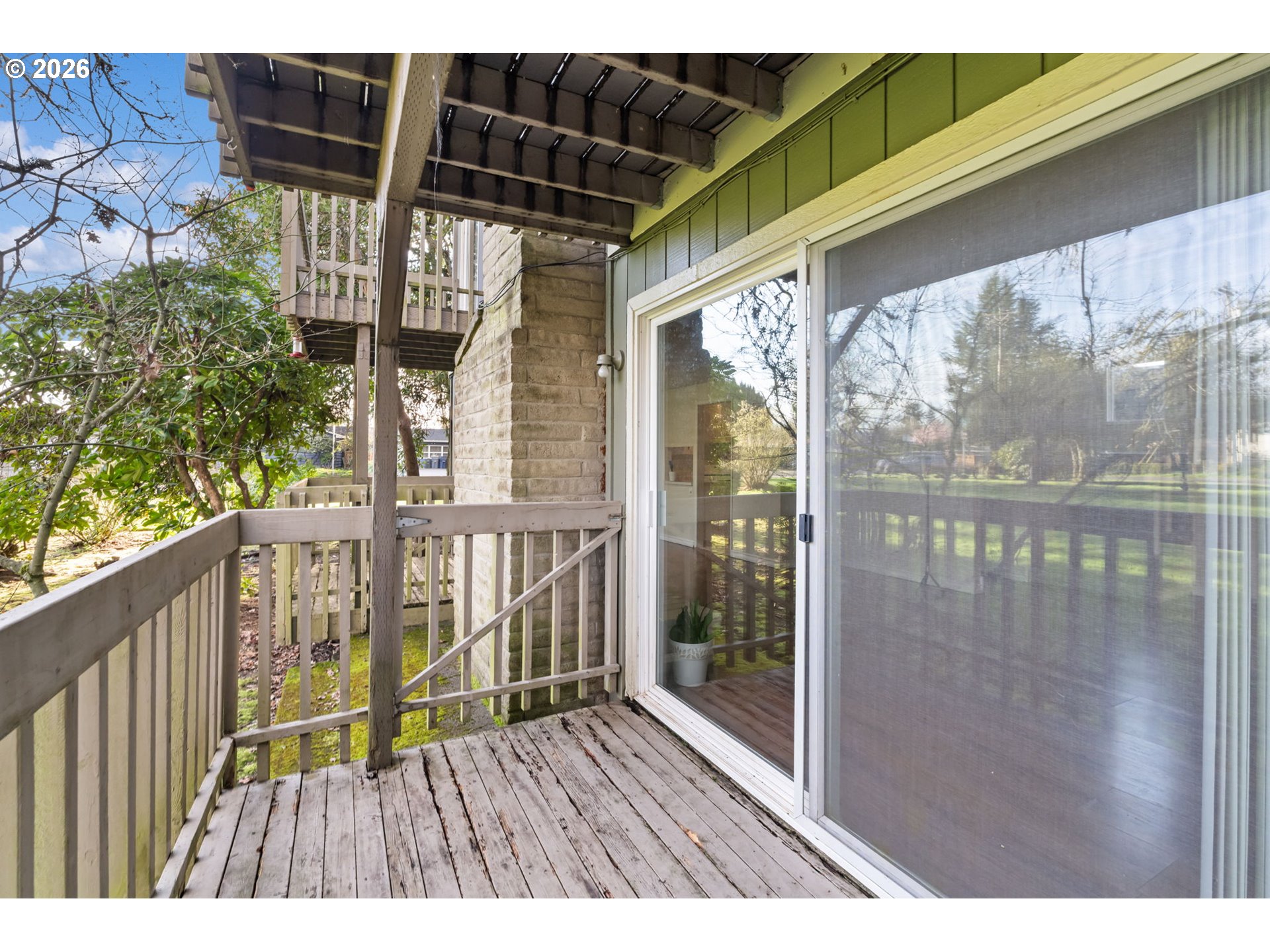 1500 Norkenzie Road, Unit 4 Eugene, OR 97401 - Photo 33 of 44 Deck