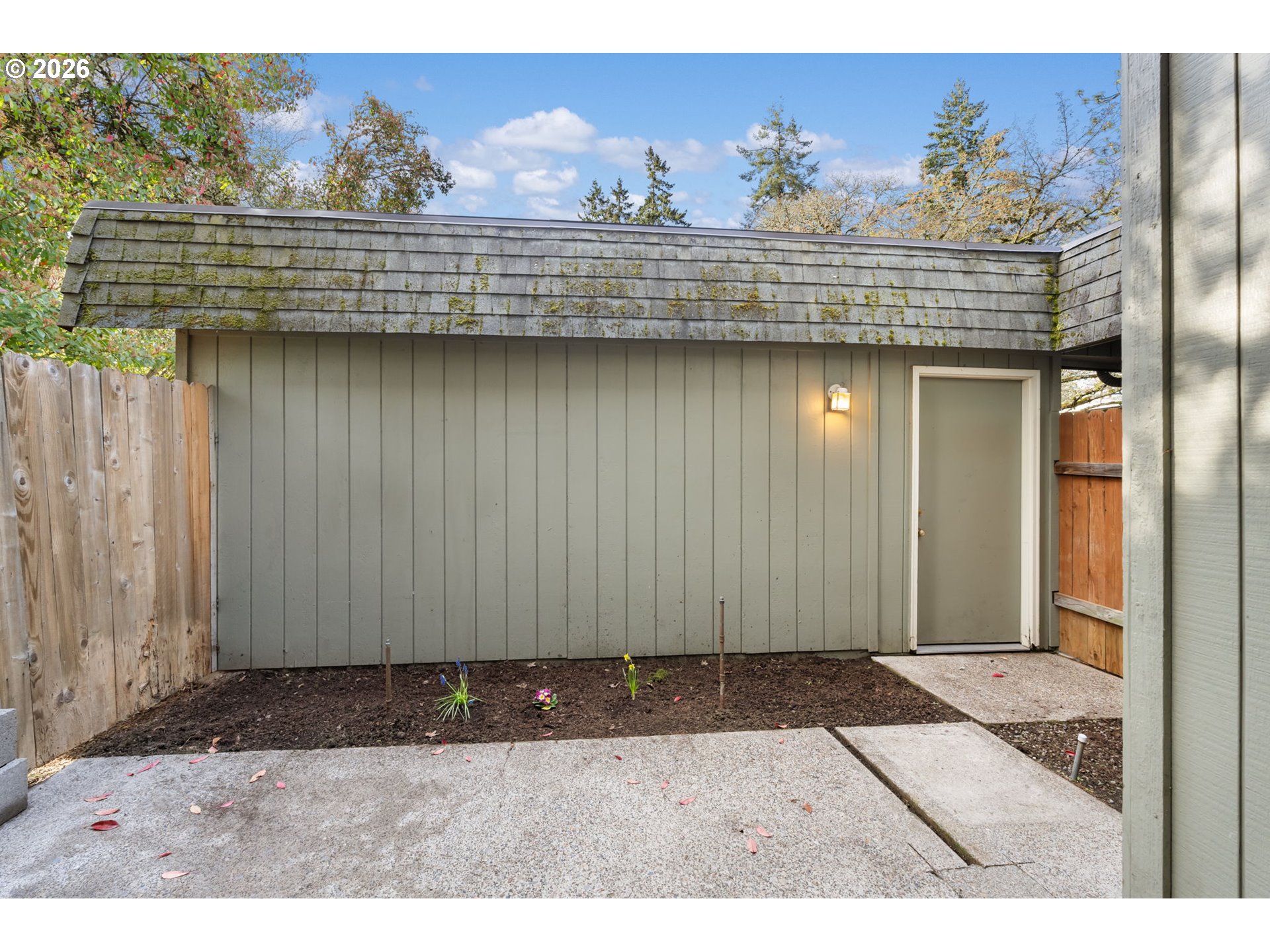 1500 Norkenzie Road, Unit 4 Eugene, OR 97401 - Photo 35 of 44 Patio