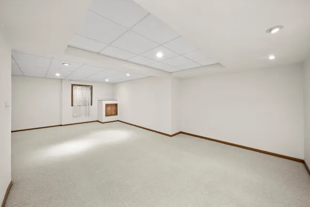 $395,000 | 3349 Rosecroft Lane, Naperville, IL 60564