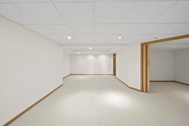 $395,000 | 3349 Rosecroft Lane, Naperville, IL 60564