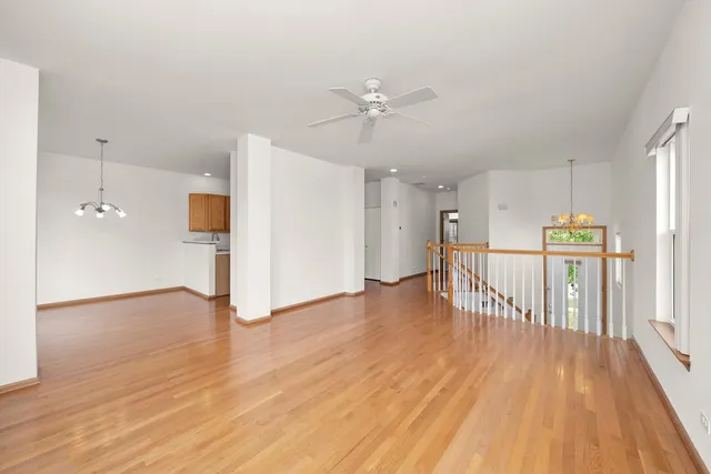 $395,000 | 3349 Rosecroft Lane, Naperville, IL 60564