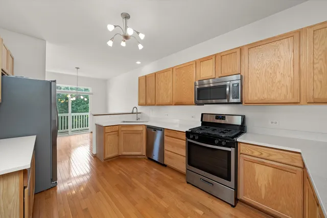 $395,000 | 3349 Rosecroft Lane, Naperville, IL 60564