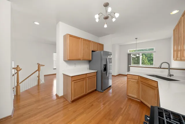 $395,000 | 3349 Rosecroft Lane, Naperville, IL 60564