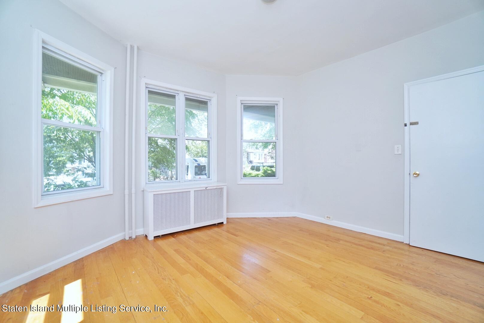 357 Heberton Avenue Staten Island, NY 10302 - Photo 4 of 54 Photo May 25, 12 49 52 PM