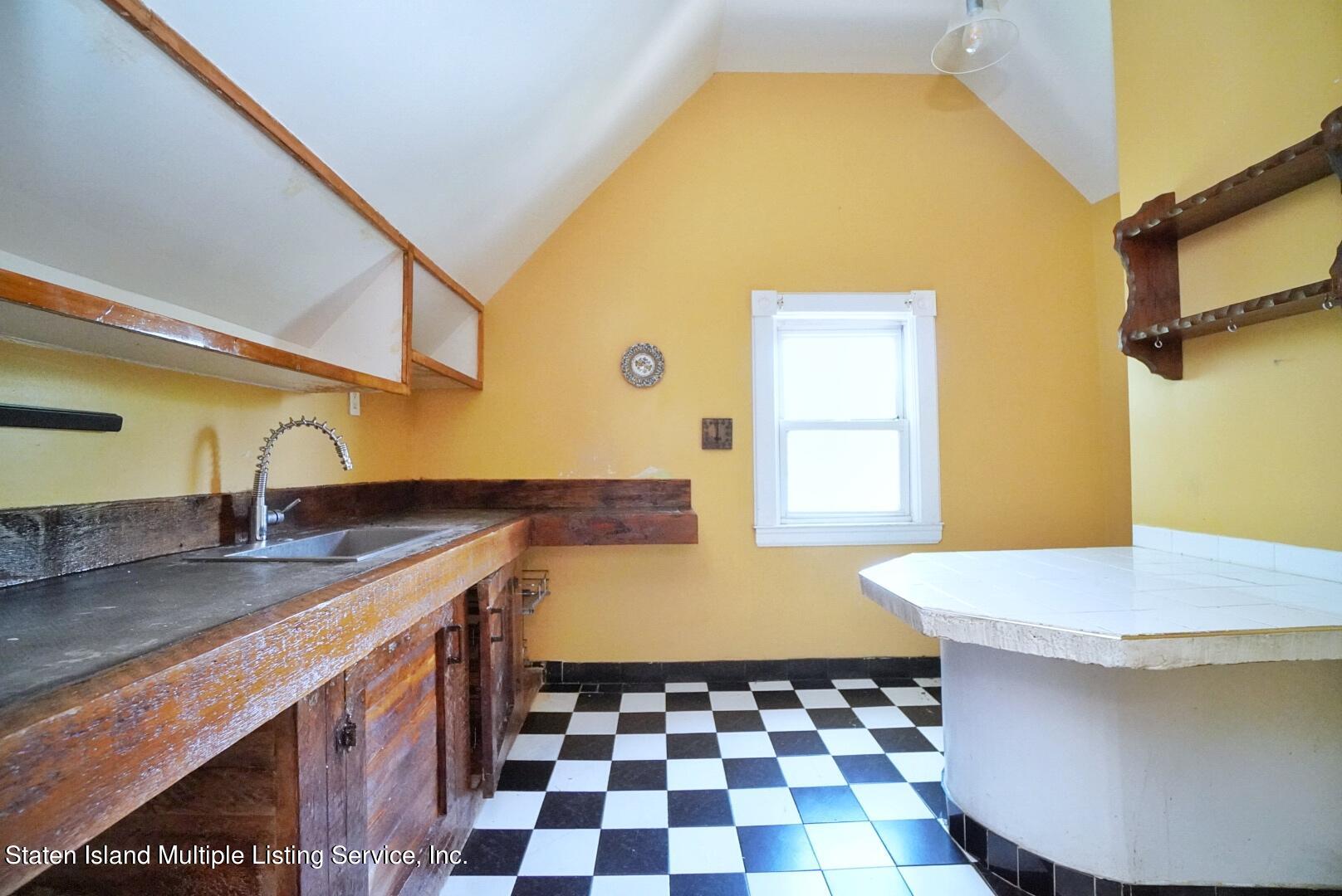 357 Heberton Avenue Staten Island, NY 10302 - Photo 47 of 54 Photo May 25, 12 56 08 PM