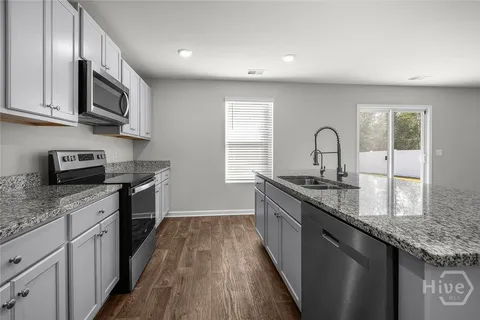 $359,900 | 504 Turpentine Trail, Bloomingdale, GA 31302