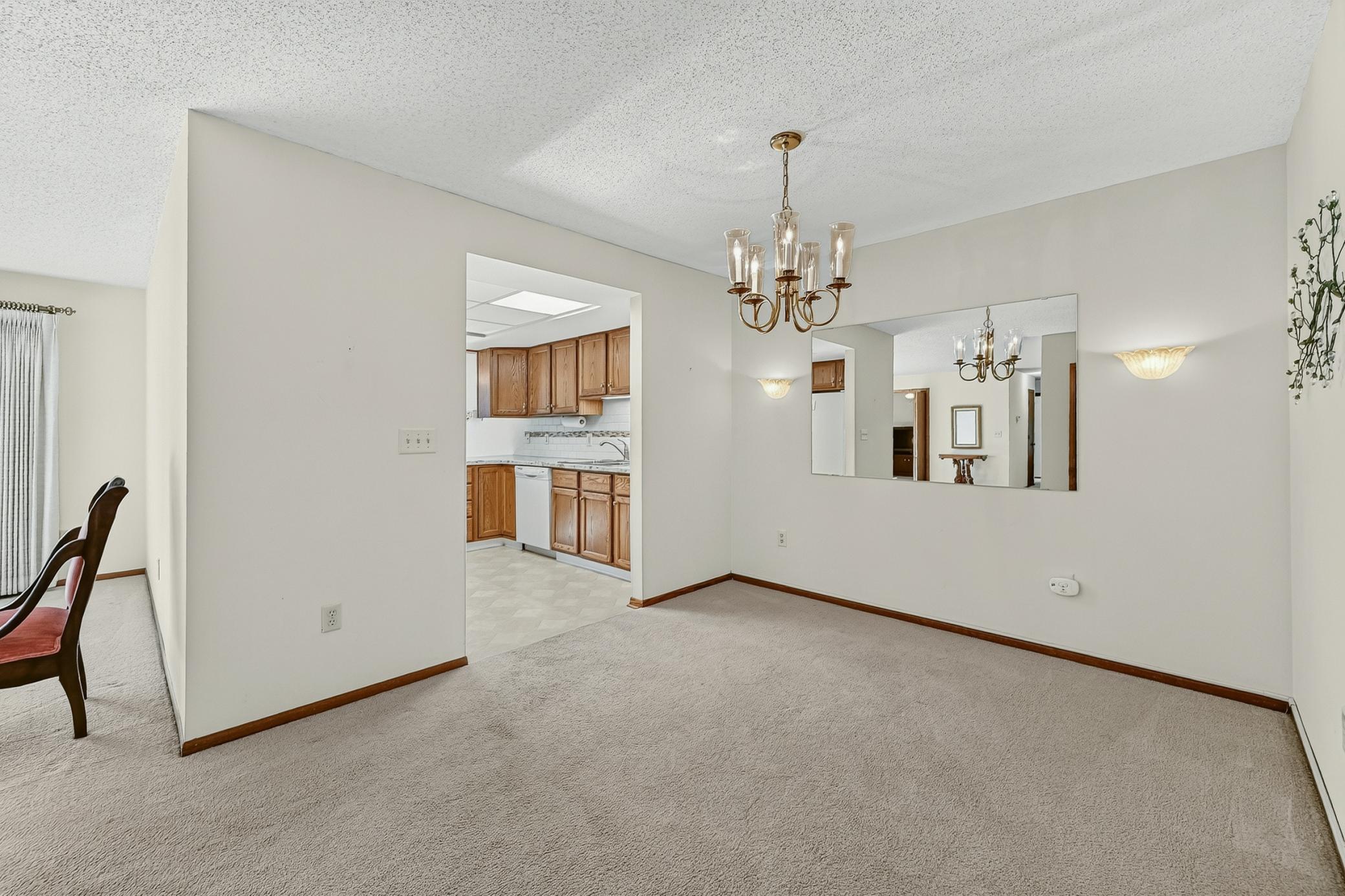 1808 Lakeview Court Southwest, Unit 101 Rochester, MN 55902 - Photo 7 of 24