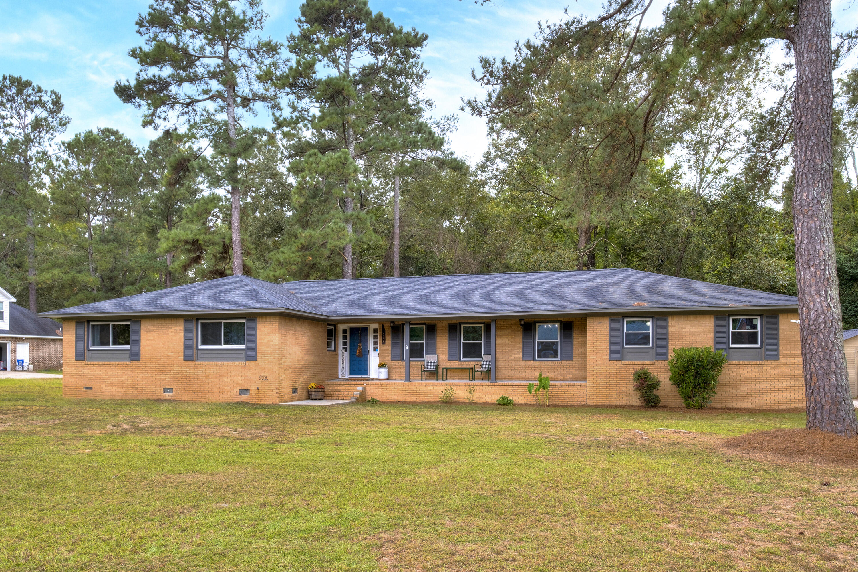 618 Periwinkle Court Sumter, SC 29150 - Photo 1 of 40 FRONT