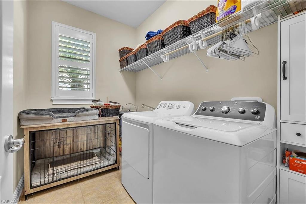 16424 Windsor Way Alva, FL 33920 - Photo 29 of 50 a utility room with dryer and washer