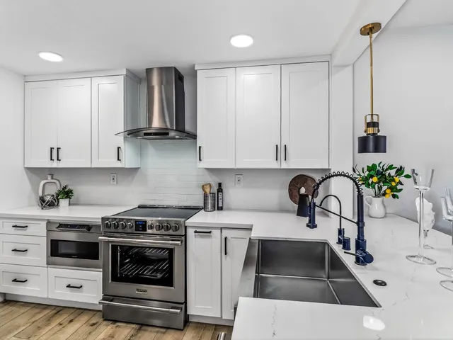 $929,999 | 2084 Foxhall Loop, San Jose, CA 95125