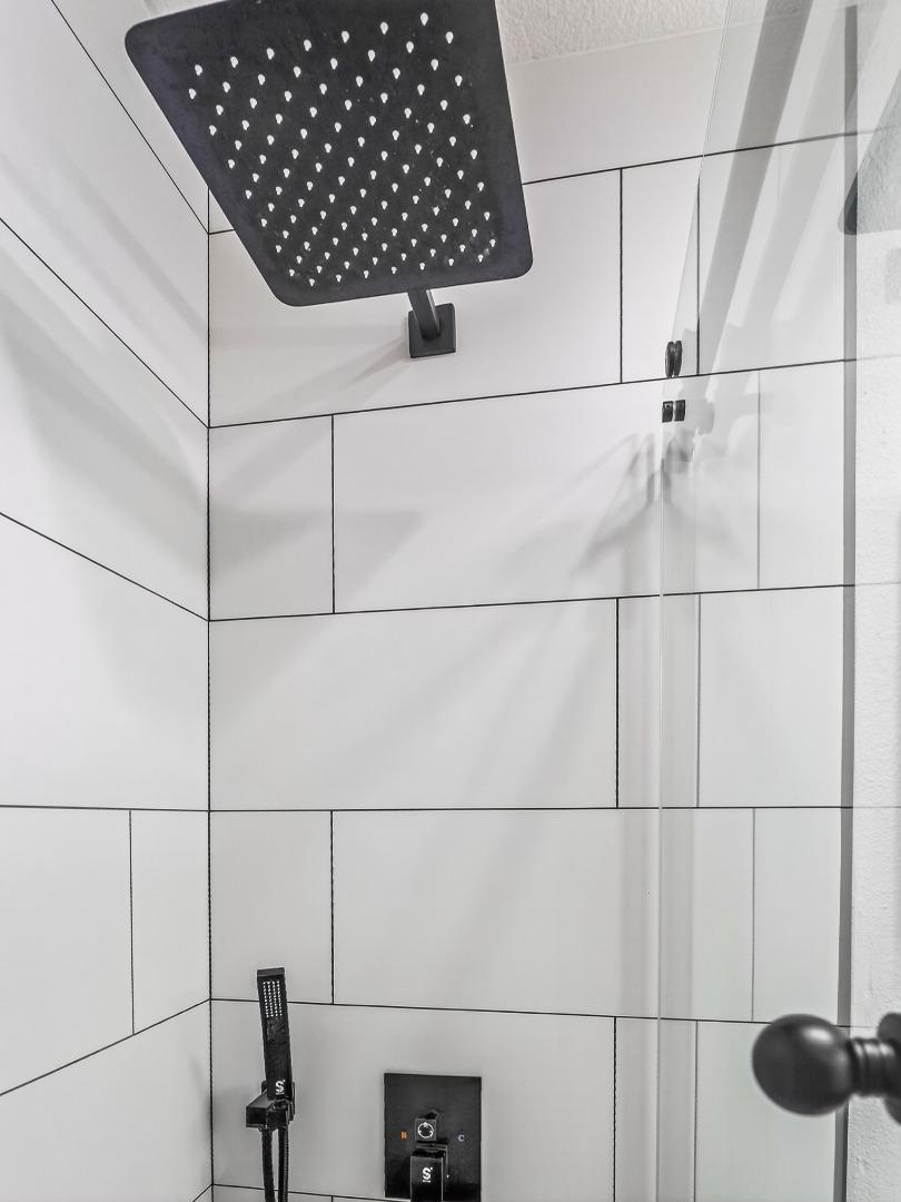 2084 Foxhall Loop San Jose, CA 95125 - Photo 24 of 44 a bathroom with a shower