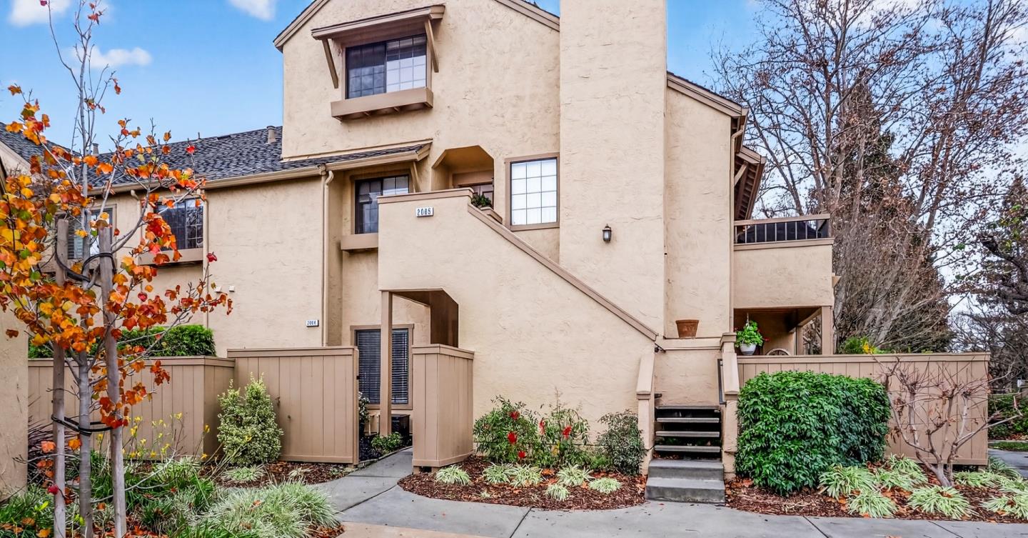 2084 Foxhall Loop San Jose, CA 95125 - Photo 39 of 44 a view of a white building among the street