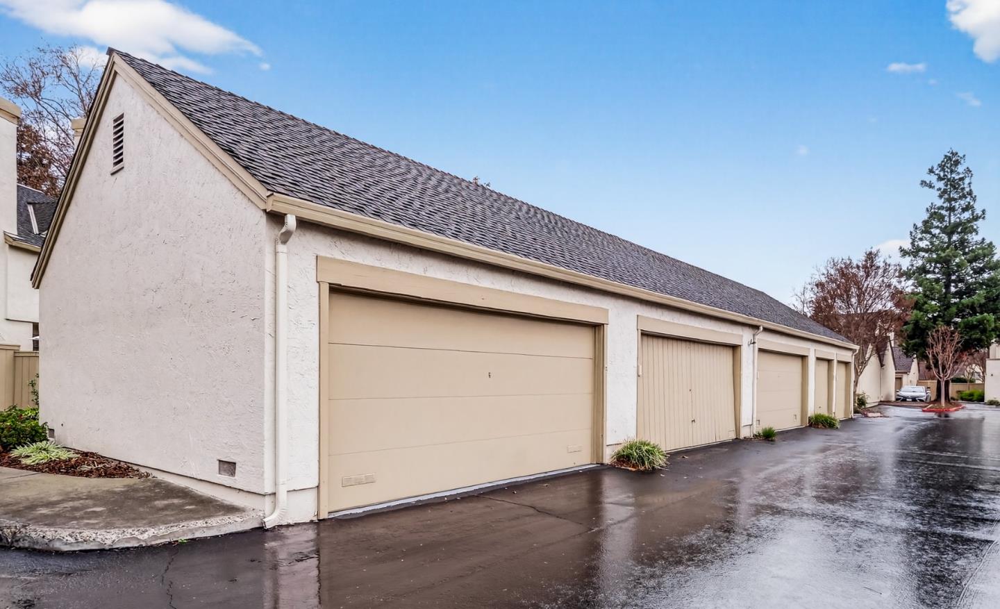 2084 Foxhall Loop San Jose, CA 95125 - Photo 42 of 44 a view of a house with backyard