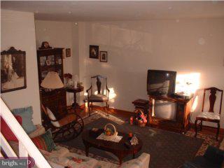 19 Ruth Road Brookhaven, PA 19015 - Photo 4 of 5 Gallery Image 4