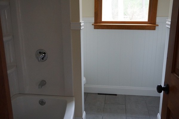 6 McFarlin Road Carver, MA 02330 - Photo 5 of 26 Gallery Image 5