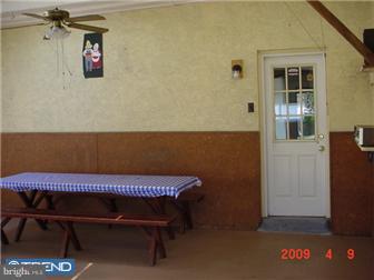 1490 Old York Road Warminster, PA 18974 - Photo 6 of 12 Sun Room